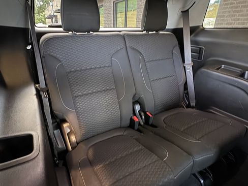 Used 2018 GMC Acadia SLE image 31