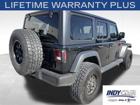 Used 2018 Jeep Wrangler Unlimited Sport S AWD/4WD image 4