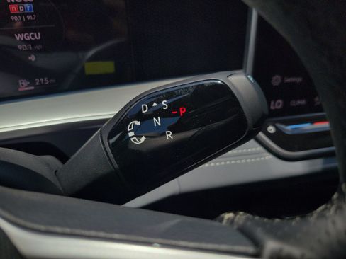 New 2026 Volkswagen Tiguan SE R-Line FWD image 25