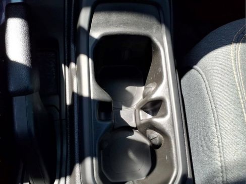 Used 2025 Jeep Gladiator Sport AWD/4WD image 26