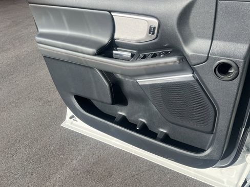 New 2025 Ford Expedition Max Active image 11