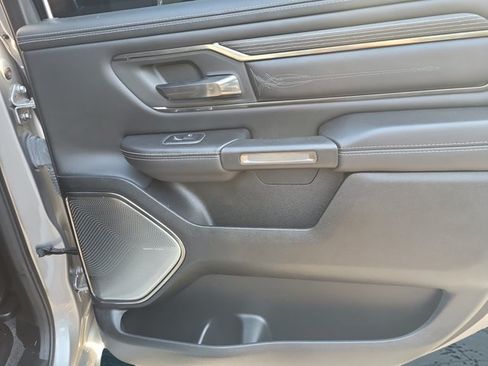 Used 2021 RAM 1500 Limited AWD/4WD image 16
