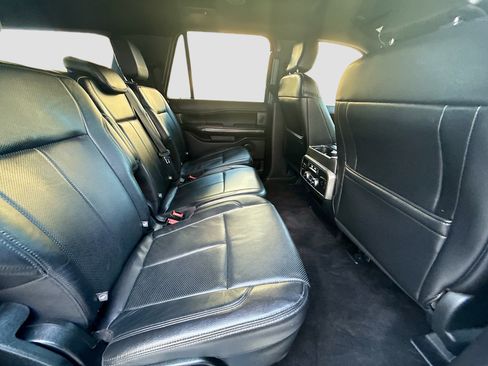 Used 2018 Ford Expedition Max XLT w/ Equipment Group 202A image 28