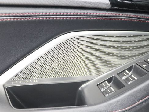 Used 2022 Acura MDX Type S AWD/4WD image 17