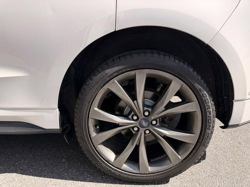 Used 2017 Ford Edge Sport w/ Equipment Group 401A AWD/4WD image 40