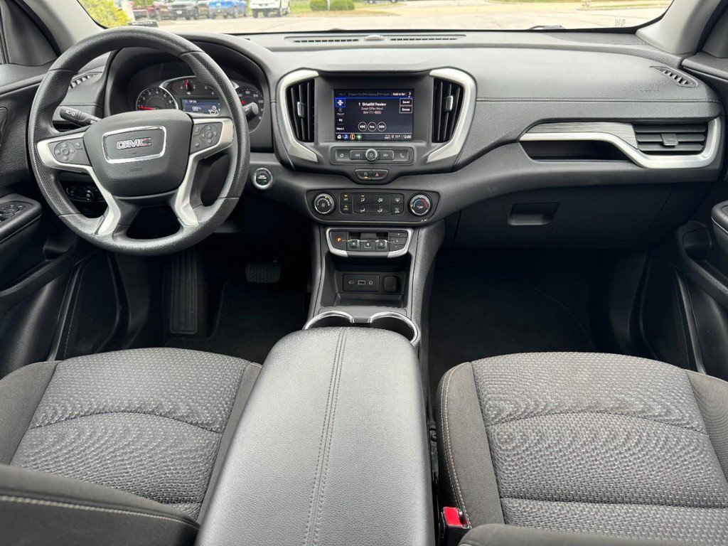 Used 2024 GMC Terrain SLE AWD/4WD image 14