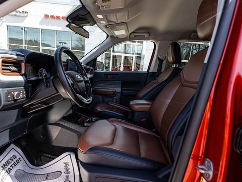 Used 2022 Ford Maverick Lariat w/ Lariat Luxury Package image 27