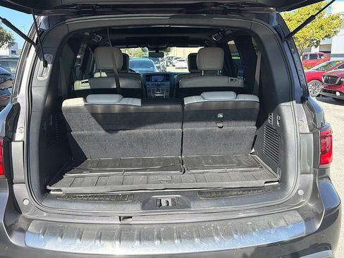 Used 2019 INFINITI QX80 Limited AWD/4WD image 12
