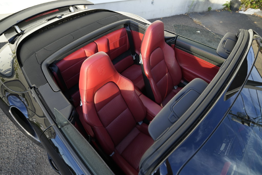 Used 2014 Porsche 911 Turbo S AWD/4WD image 17