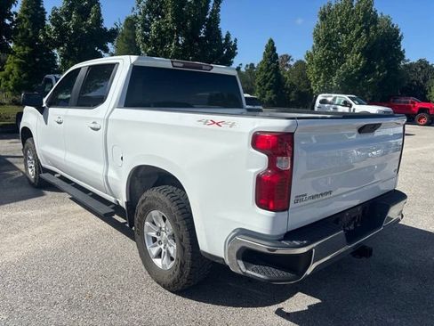 Used 2021 Chevrolet Silverado 1500 LT AWD/4WD image 7
