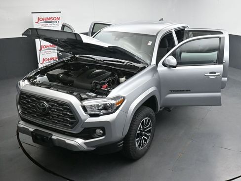 Used 2023 Toyota Tacoma TRD Sport w/ Advanced Technology Package AWD/4WD image 42