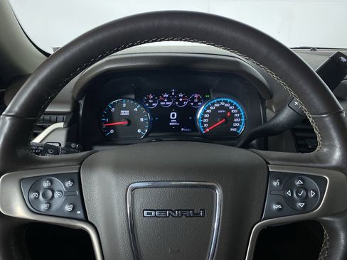 Certified 2020 GMC Yukon Denali w/ Denali Ultimate Package image 3