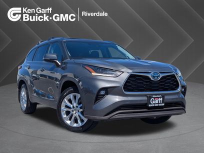 Used 2021 Toyota Highlander Limited