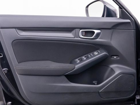 Used 2023 Honda Civic Sport image 13