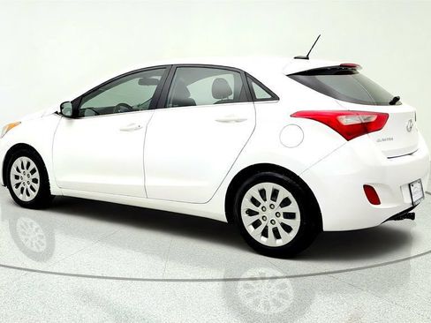 Used 2016 Hyundai Elantra GT FWD image 7