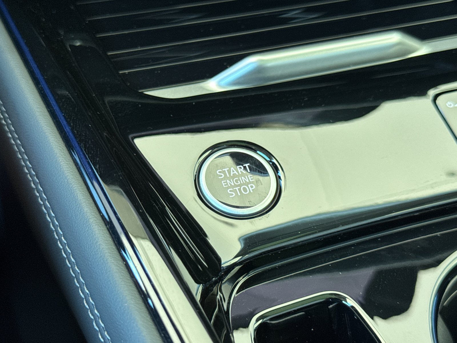 New 2026 Audi Q3 quattro 2.0T AWD/4WD image 23