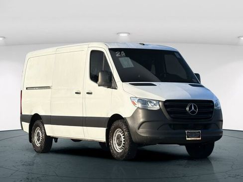 Used 2024 Mercedes-Benz Sprinter 2500 image 9