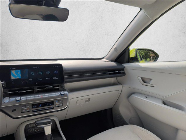 Used 2025 Hyundai Kona SEL AWD/4WD image 22