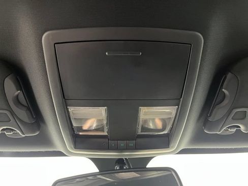 Used 2014 Dodge Challenger R/T Plus RWD image 28
