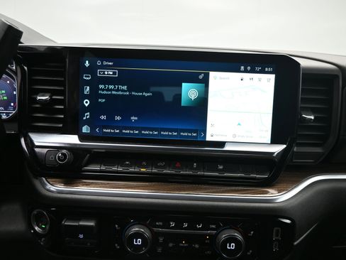 Used 2025 Chevrolet Silverado 1500 LT image 12