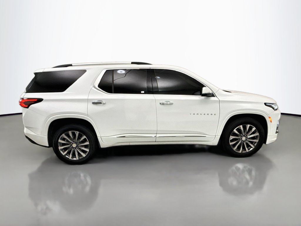 Used 2023 Chevrolet Traverse Premier AWD/4WD image 9