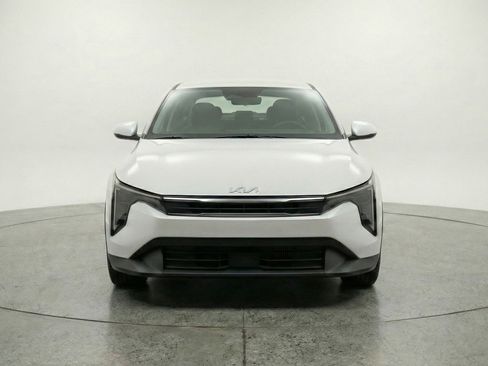 Used 2025 Kia K4 FWD image 2