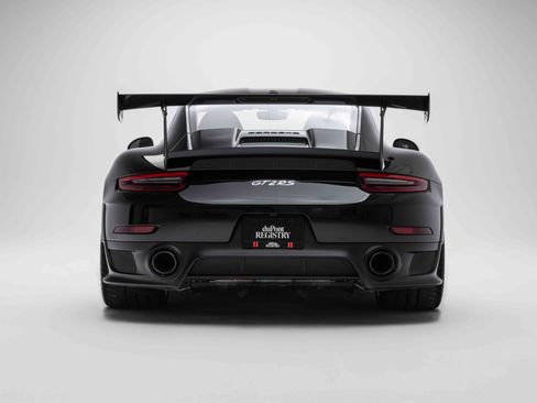 Used 2018 Porsche 911 GT2 RS image 4