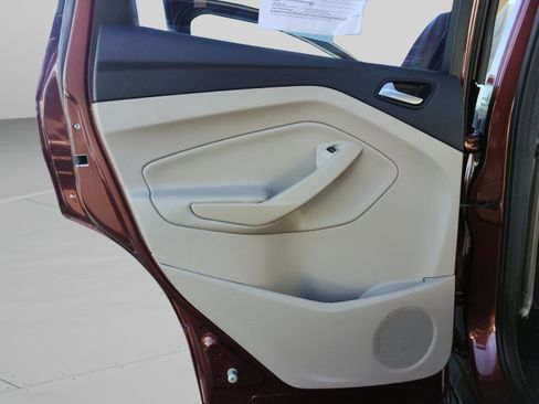 Used 2018 Ford Escape SEL image 26