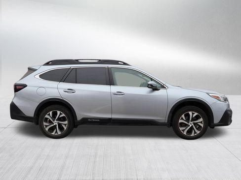 Used 2020 Subaru Outback Limited XT image 8