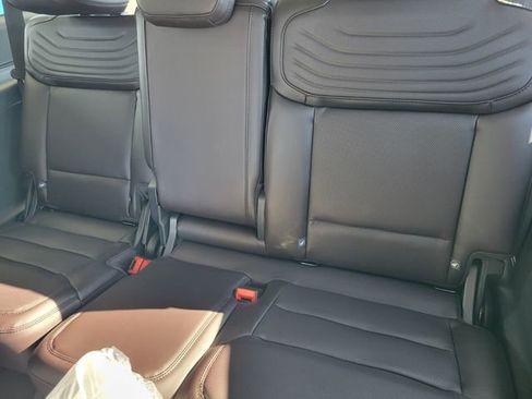 New 2025 Ford Expedition Max Platinum w/ Platinum Ultimate Package image 10