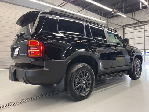 Used 2024 Toyota Land Cruiser 1958 image 7