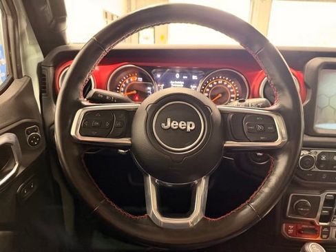 Used 2023 Jeep Wrangler Unlimited Rubicon w/ Cold Weather Group AWD/4WD image 23