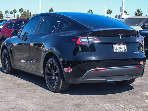Used 2023 Tesla Model Y Long Range AWD/4WD image 7
