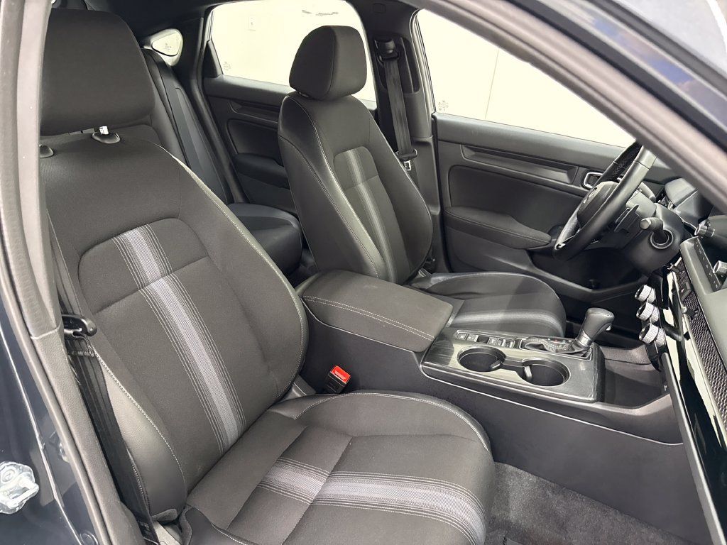 Used 2025 Honda Civic Sport image 23