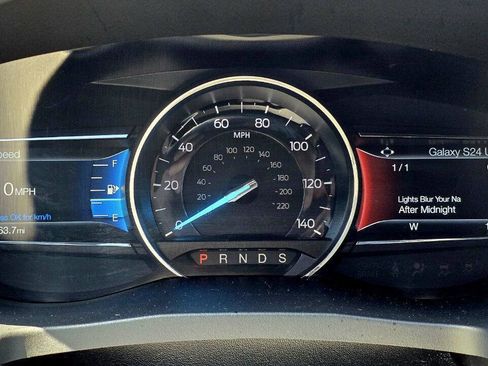 Used 2018 Ford Explorer XLT w/ XLT Appearance Package AWD/4WD image 36