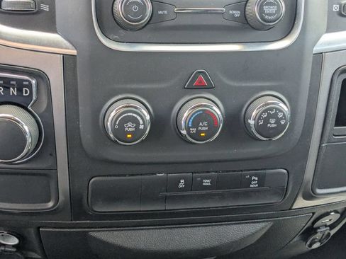 Used 2024 RAM 1500 Warlock RWD image 21