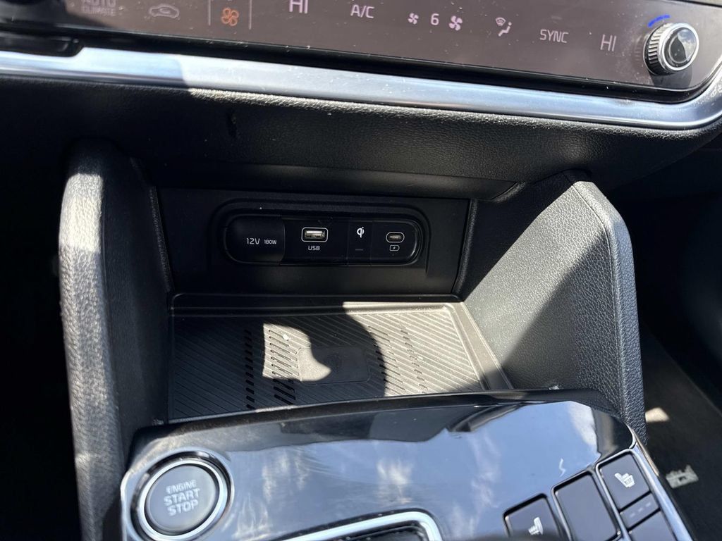 Used 2024 Kia Sportage X-Line AWD/4WD image 25