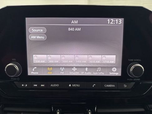 Used 2025 Nissan Pathfinder SV FWD image 15