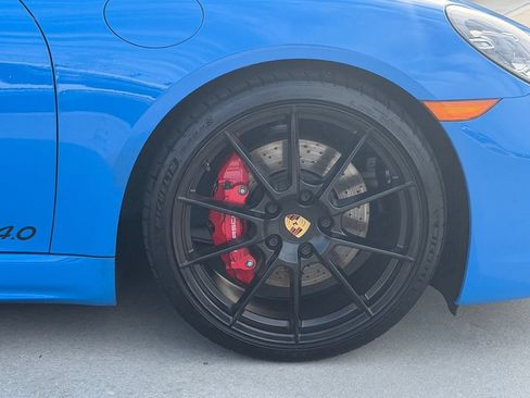 Used 2025 Porsche 718 Cayman GTS RWD image 9
