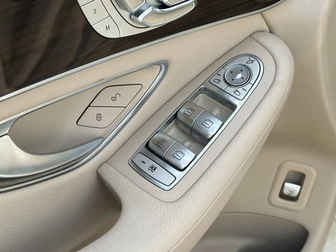 Used 2016 Mercedes-Benz GLC 300 4MATIC image 35