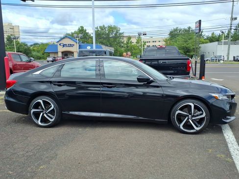 Used 2022 Honda Accord Sport Special Edition image 2