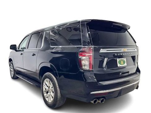 Used 2024 Chevrolet Suburban Premier w/ Premium Package 2 image 4