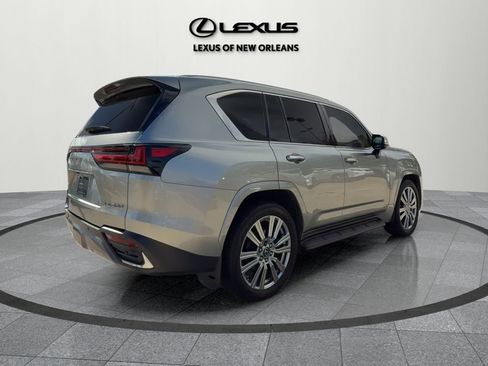 Used 2023 Lexus LX 600 4WD w/ Ultra Luxury Package image 7