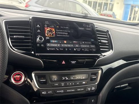 New 2026 Honda Ridgeline Black Edition image 23