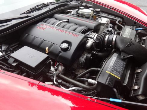 Used 2005 Chevrolet Corvette Convertible w/ Preferred Equipment Group image 10