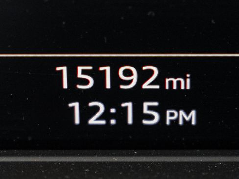 Used 2024 Audi Q5 e Premium Plus image 19