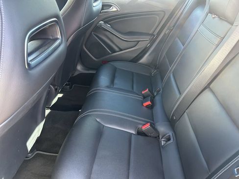Used 2019 Mercedes-Benz CLA 250 image 12