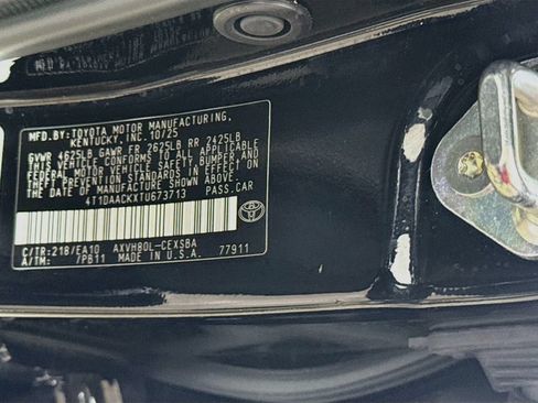 Used 2026 Toyota Camry SE FWD image 29