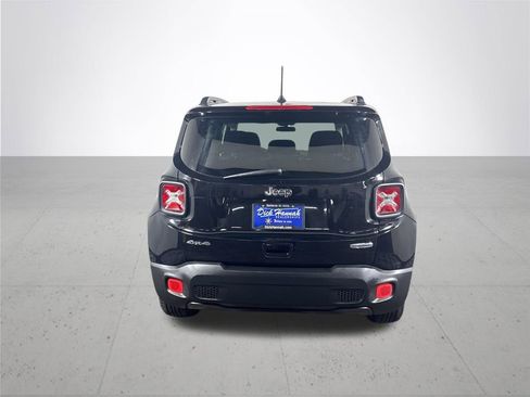 Used 2018 Jeep Renegade Latitude image 7