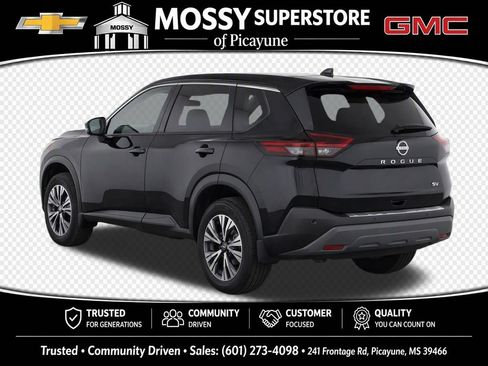 Used 2023 Nissan Rogue SV FWD image 3